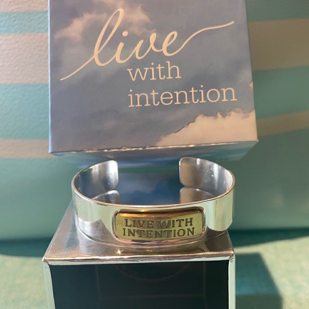 RUSTIC CUFF “Live with Intention”